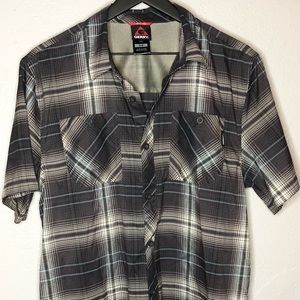 Gerry men’s s/s button down plaid shirt size M